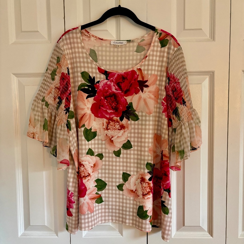 Spring/Summer Beauty! Calvin Klein shirt top floral rose flutter sleeve  size 1X